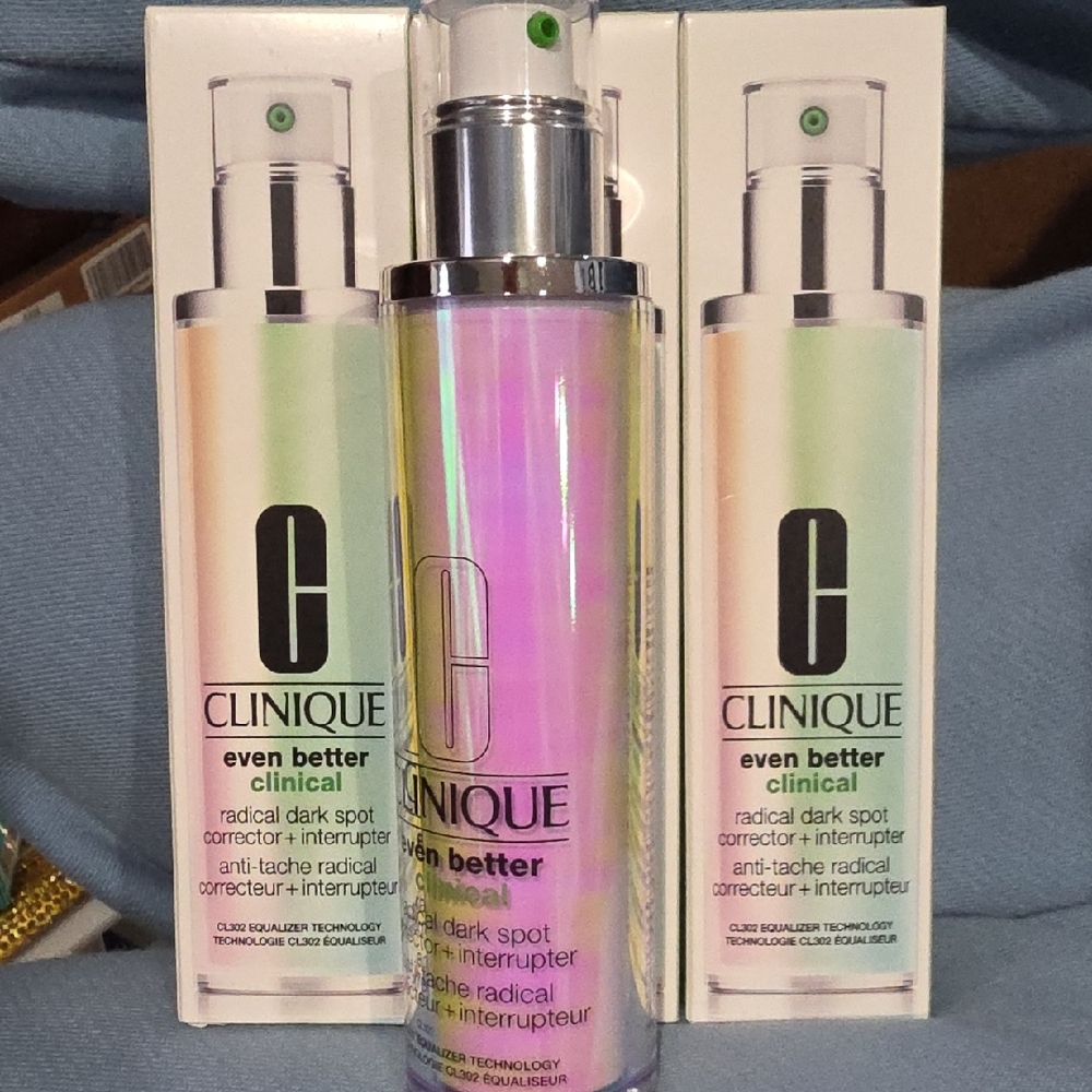 CLINICAL RADICAL DARK SPOT CORRECTOR